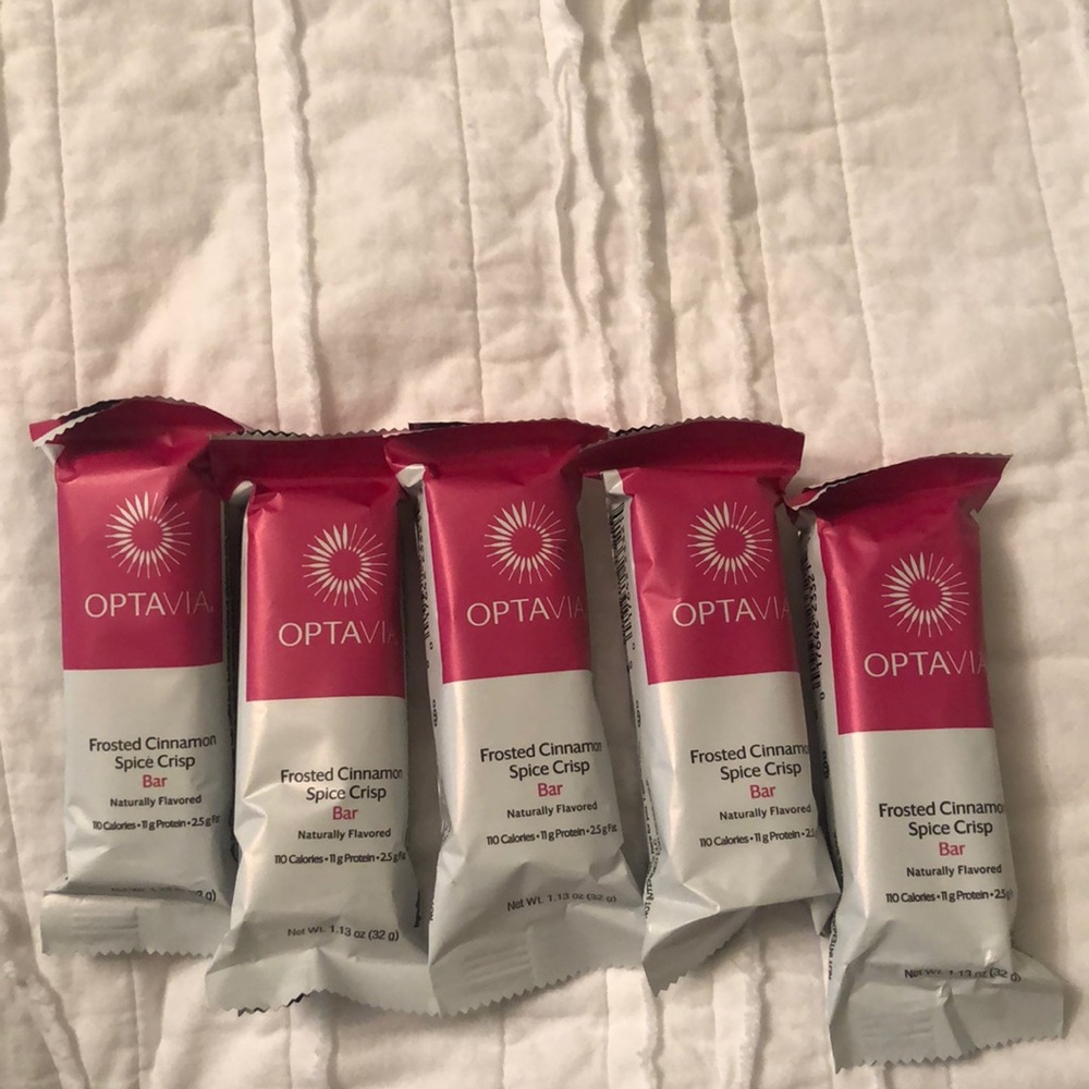 Optavia frosted cinnamon spice crisp bar